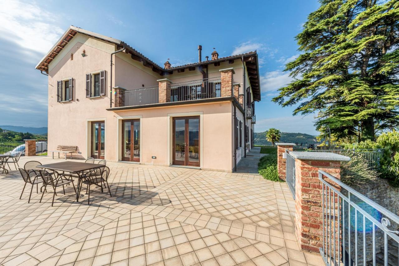 Villa Bricco Paglieri, Entire Villa Alba  Exterior photo