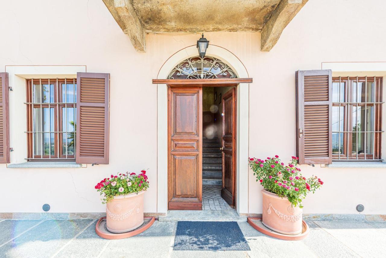 Villa Bricco Paglieri, Entire Villa Alba  Exterior photo