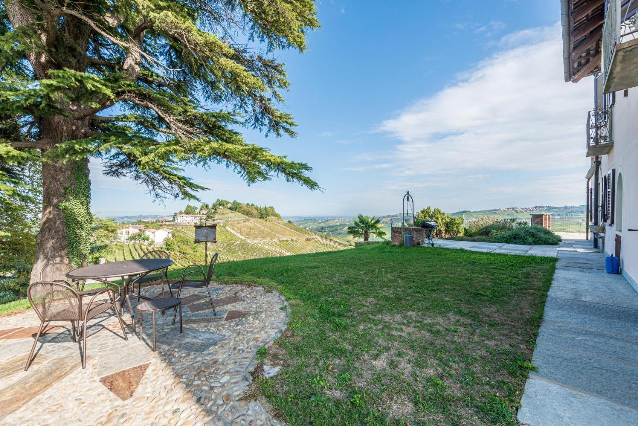Villa Bricco Paglieri, Entire Villa Alba  Exterior photo