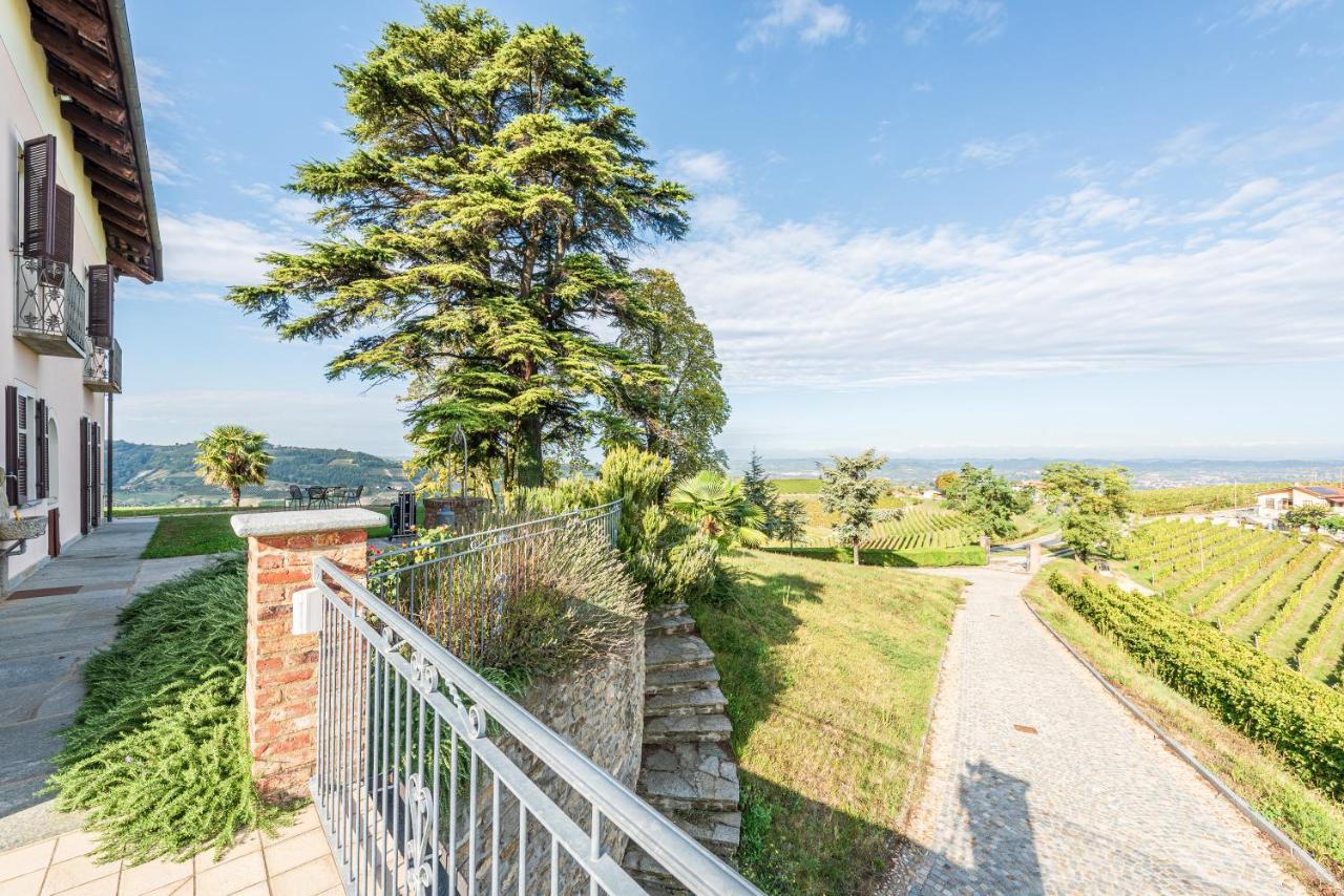 Villa Bricco Paglieri, Entire Villa Alba  Exterior photo